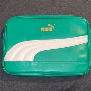 Puma Laptop Holder
